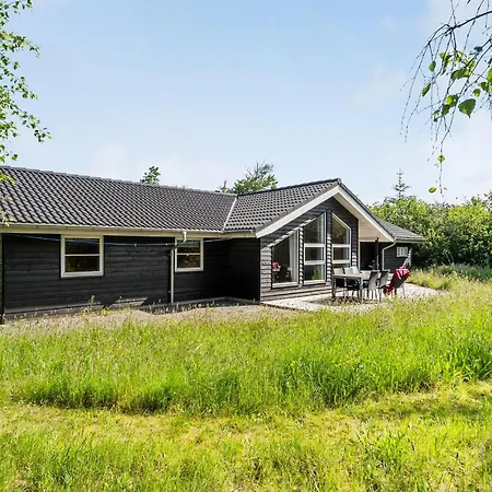 4 Bedroom Stunning In * Fjerritslev